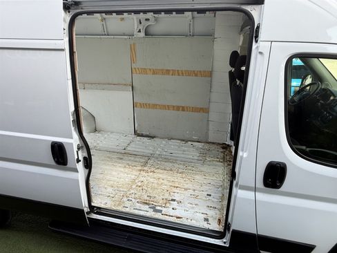 Used 2017 RAM ProMaster 2500 FWD image 13
