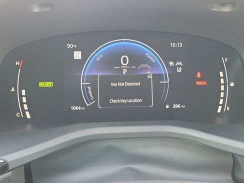 Used 2026 Toyota Camry SE AWD/4WD image 13