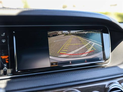 Used 2015 Mercedes-Benz S 550 Sedan image 29
