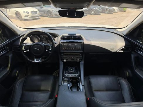 Used 2020 Jaguar F-PACE Prestige AWD/4WD image 19