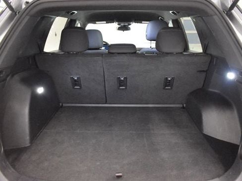 Used 2025 Chevrolet Equinox LT AWD/4WD image 15