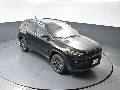 New 2026 Jeep Compass Limited w/ Sun, Sound & Navigation Group AWD/4WD image 31