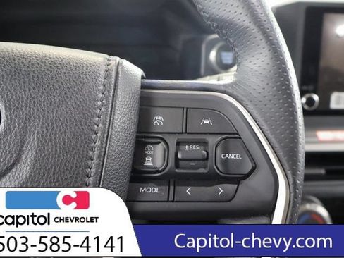 Used 2026 Toyota 4Runner SR5 AWD/4WD image 19