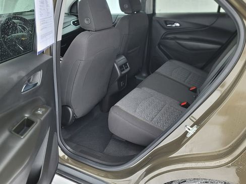 Used 2023 Chevrolet Equinox LT image 25
