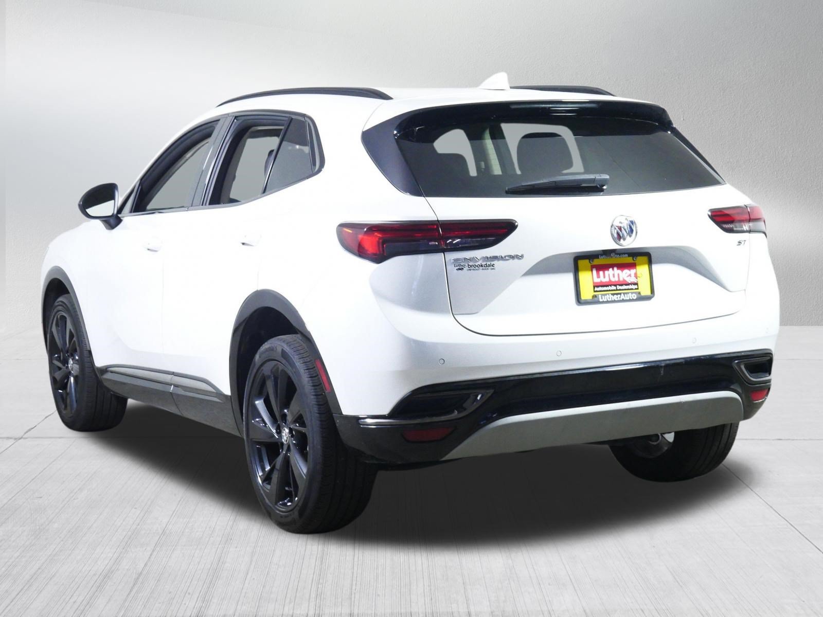 Used 2023 Buick Envision Preferred FWD image 5