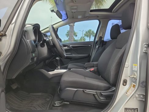 Used 2015 Honda Fit EX image 19