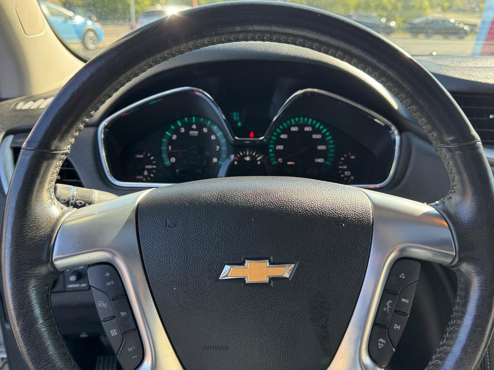 Used 2015 Chevrolet Traverse LTZ FWD image 20