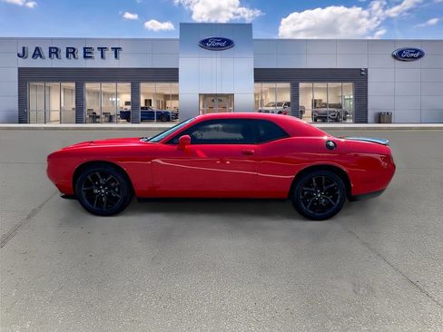 Used 2023 Dodge Challenger SXT w/ Blacktop Package RWD image 4