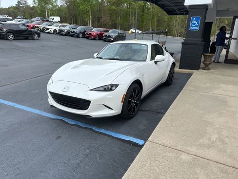 New 2026 MAZDA MX-5 Miata RF Grand Touring RWD image 4