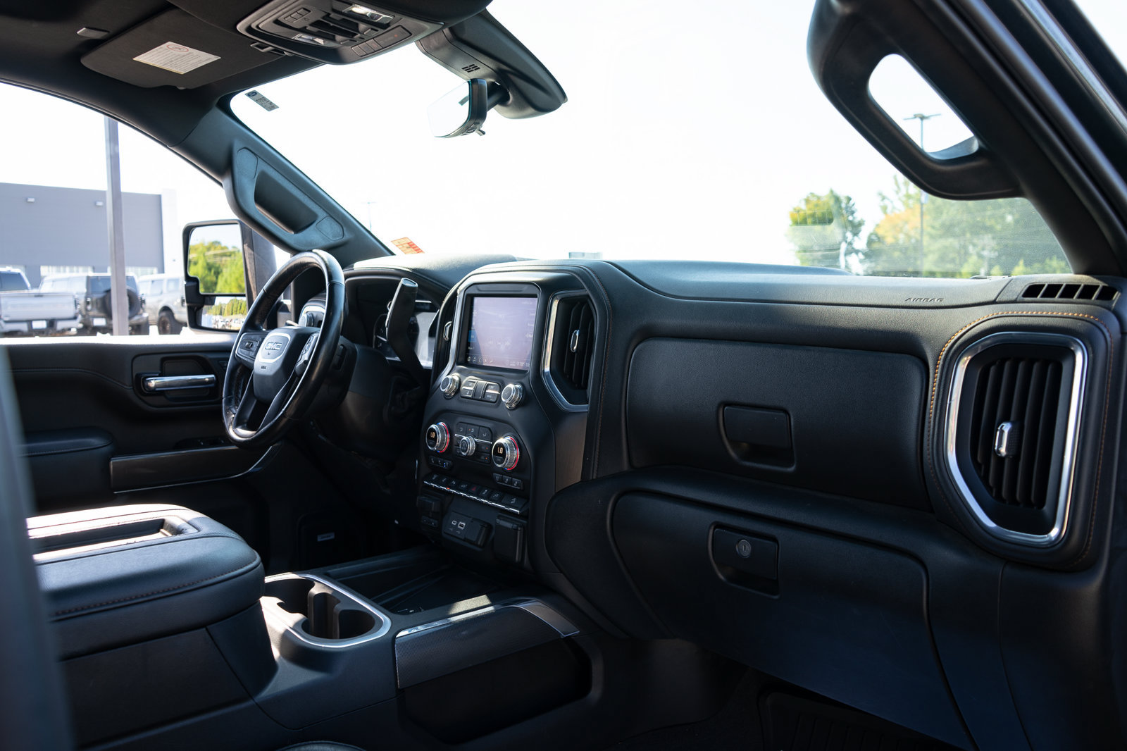 Used 2020 GMC Sierra 2500 AT4 w/ AT4 Premium Package AWD/4WD image 22