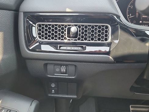 Used 2024 Honda Civic Sport image 14