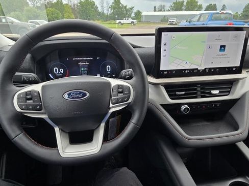 New 2026 Ford Explorer Active w/ Active Comfort Package AWD/4WD image 14