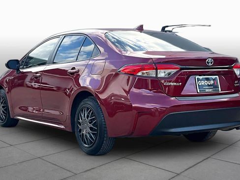 Used 2025 Toyota Corolla LE FWD image 12