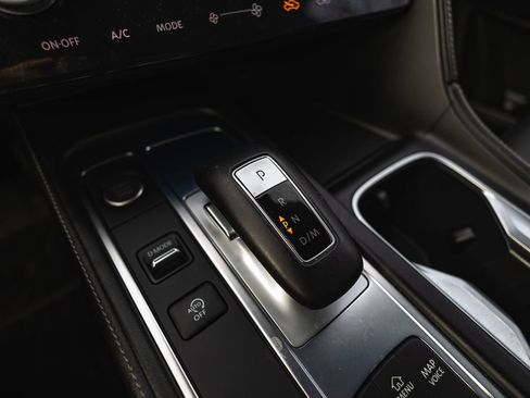 Used 2023 INFINITI QX60 Sensory image 18