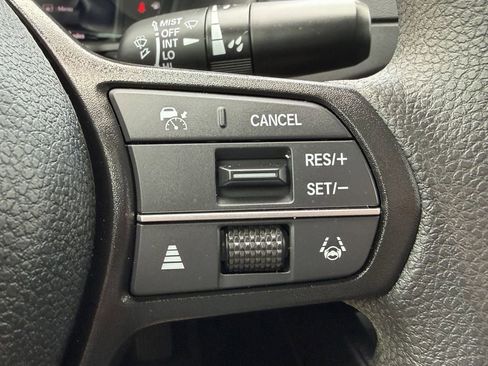 Used 2025 Honda Accord SE image 29