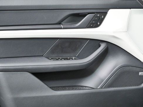 New 2026 Porsche Taycan RWD image 6