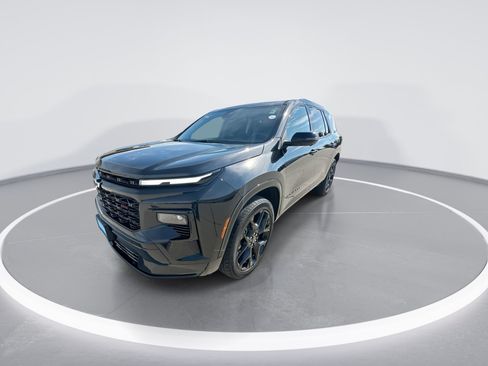 Certified 2026 Chevrolet Traverse RS w/ LPO, Floor Liner Package AWD/4WD image 4