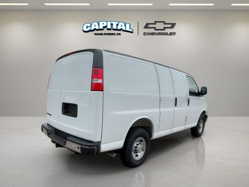 New 2025 Chevrolet Express 2500 Work Van w/ Driver Convenience Package image 5
