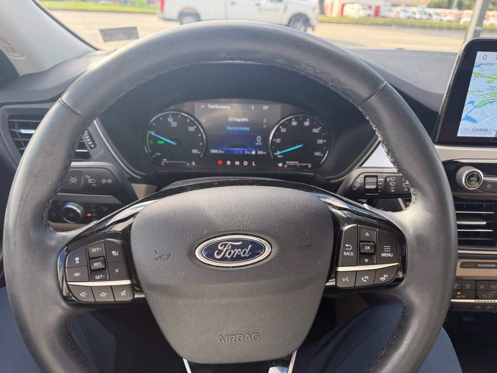 Used 2022 Ford Escape SEL FWD image 8