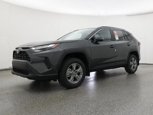 New 2025 Toyota RAV4 XLE image 17