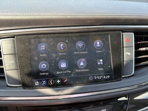 Used 2020 Buick Enclave Essence AWD/4WD image 11