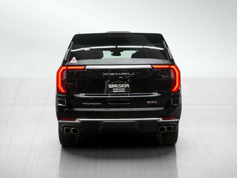 Used 2025 GMC Yukon XL Denali image 5