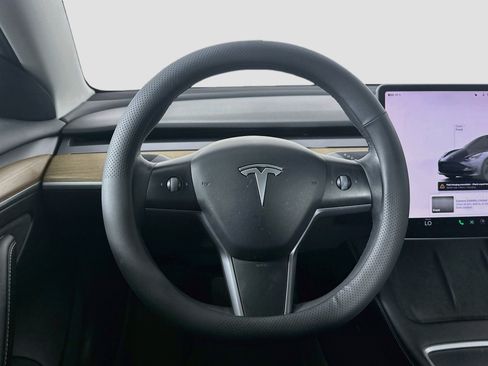 Used 2023 Tesla Model 3 Standard Range RWD image 18