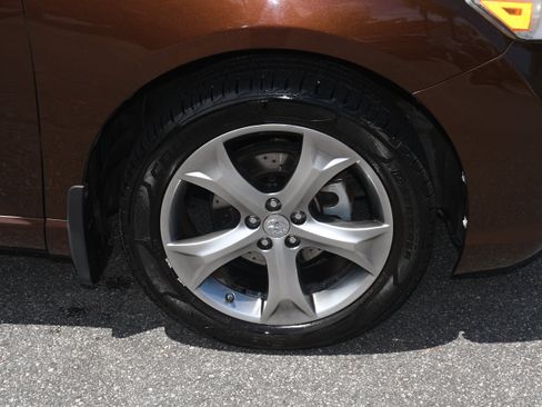Used 2014 Toyota Venza XLE AWD/4WD image 21