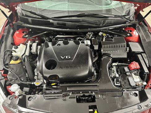 Used 2018 Nissan Maxima 3.5 SV image 12
