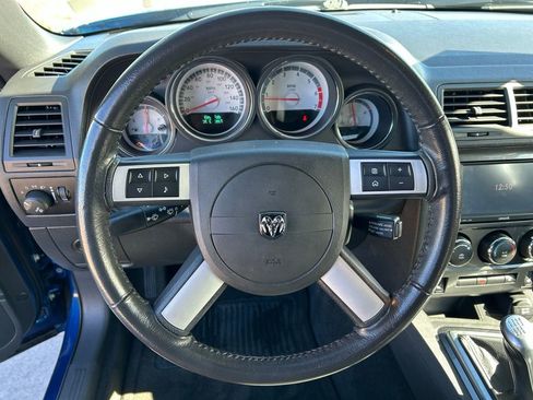 Used 2010 Dodge Challenger R/T image 11