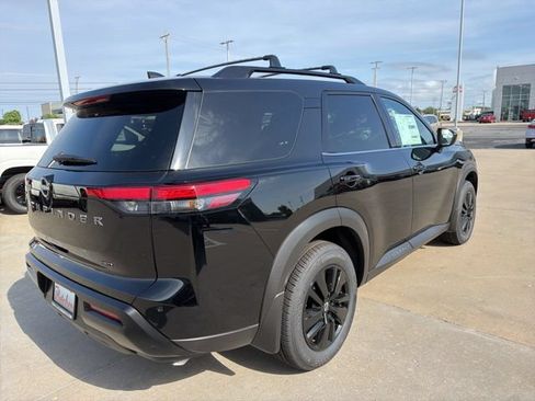 New 2026 Nissan Pathfinder SV AWD/4WD image 5