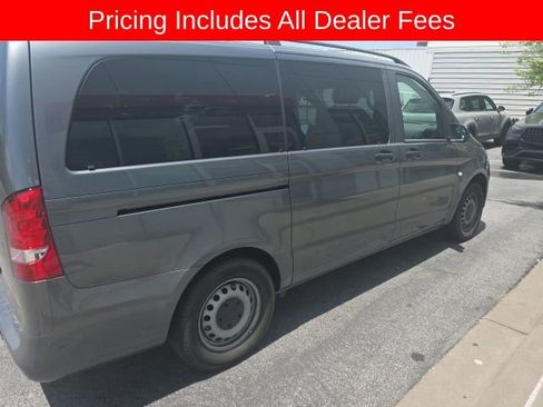 Used 2023 Mercedes-Benz Metris Passenger image 11