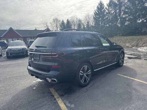 Used 2024 BMW X7 xDrive40i w/ Executive Package image 5