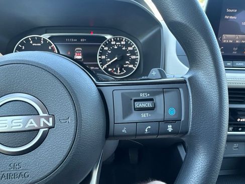 Used 2023 Nissan Rogue SV AWD/4WD image 28