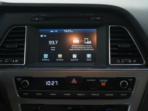 Used 2017 Hyundai Sonata Sport image 16