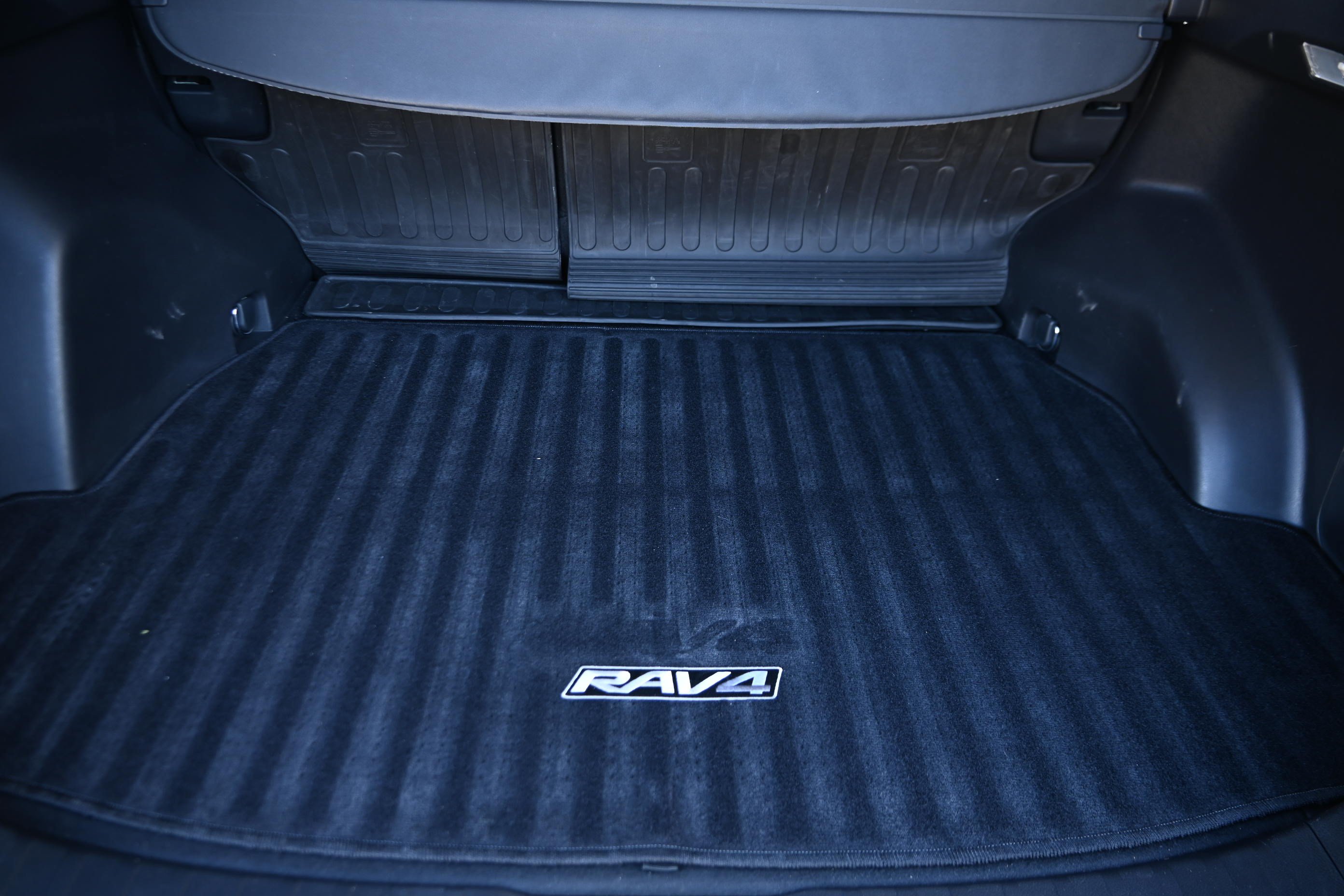 Used 2019 Toyota RAV4 XLE w/ Convenience Package AWD/4WD image 31