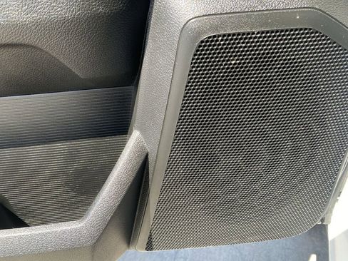 Used 2025 RAM 2500 Big Horn w/ Bed Convenience Group RWD image 23