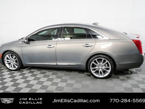 Used 2017 Cadillac XTS Premium Luxury w/ Driver Assist Package image 2