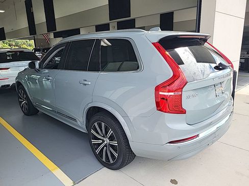 Used 2024 Volvo XC90 B5 Core w/ Protection Package AWD/4WD image 3