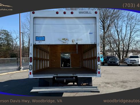 Used 2015 Chevrolet Express 3500 Extended image 20