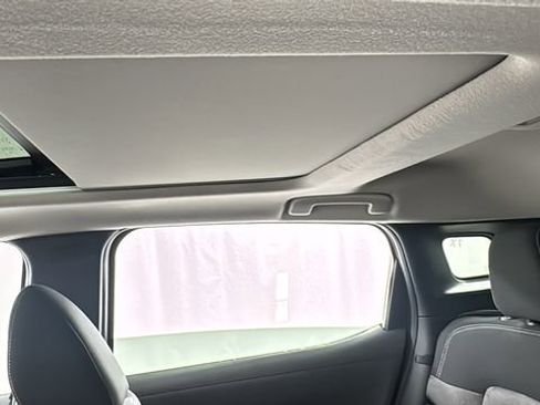 New 2026 Nissan Kicks SV w/ SV Premium Package image 38