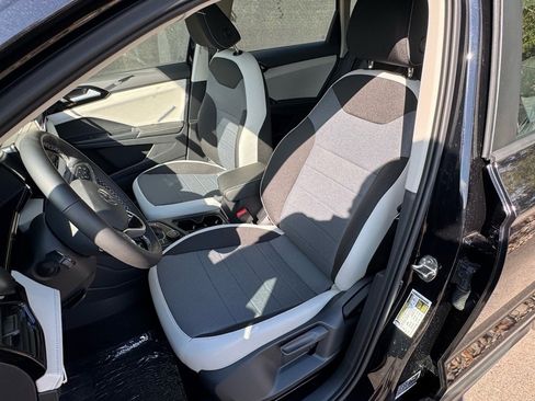 New 2025 Volkswagen Taos S image 20