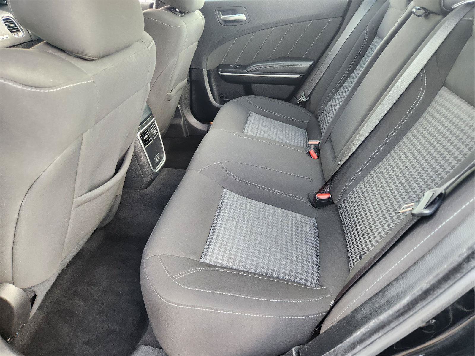 Used 2023 Dodge Charger SXT RWD image 27