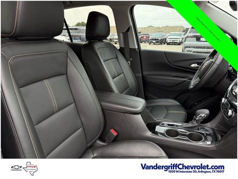 Used 2022 Chevrolet Equinox Premier w/ LPO, Floor Liner Package FWD image 19