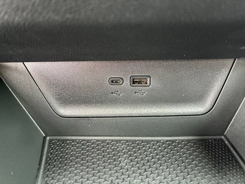 New 2027 Chevrolet Equinox RS w/ Safety and Technology Package AWD/4WD image 19