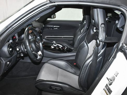 Used 2018 Mercedes-Benz AMG GT Roadster image 56