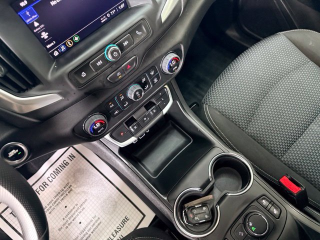 Used 2023 GMC Terrain SLE w/ Driver Convenience Package FWD image 30