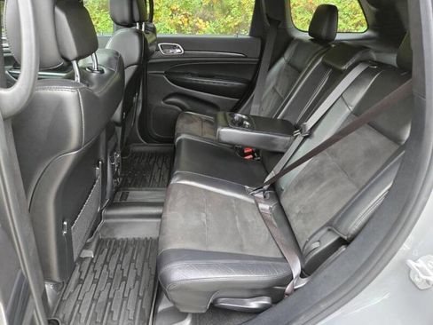 Used 2020 Jeep Grand Cherokee Altitude image 12