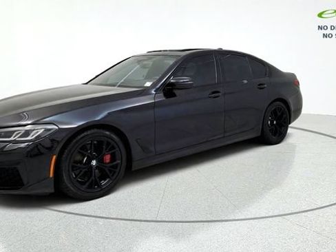 Used 2023 BMW 530i w/ M Sport Package RWD image 4