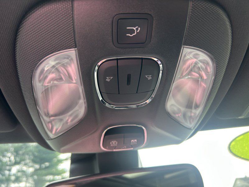 Used 2024 Jeep Compass Limited w/ Elite Group AWD/4WD image 28